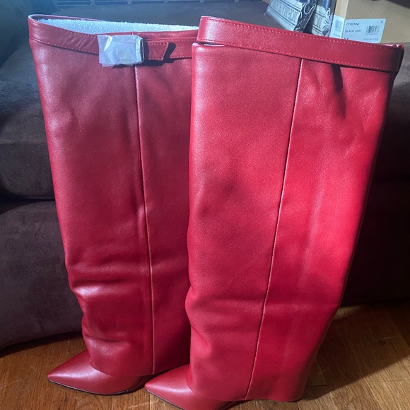 Steve Madden Flap Boots - Picture 1 of 2
